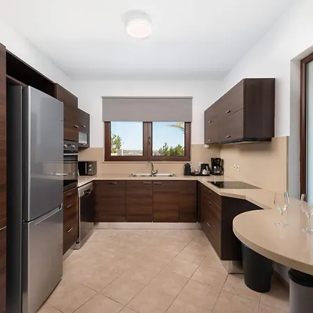 别墅 Leyland 法里拉基