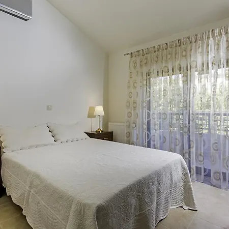 Leyland Villa Faliraki